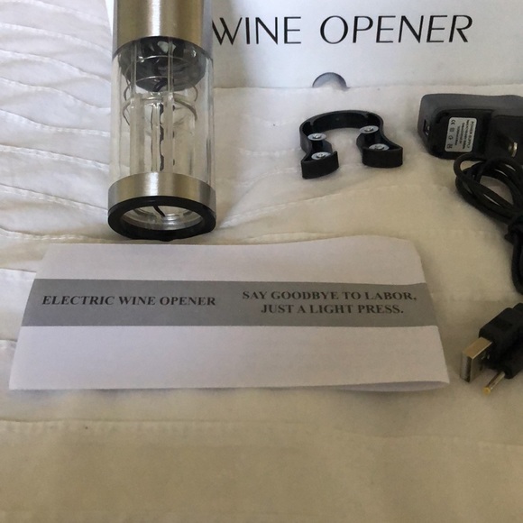 Electric Wine Opener - Picture 5 of 10